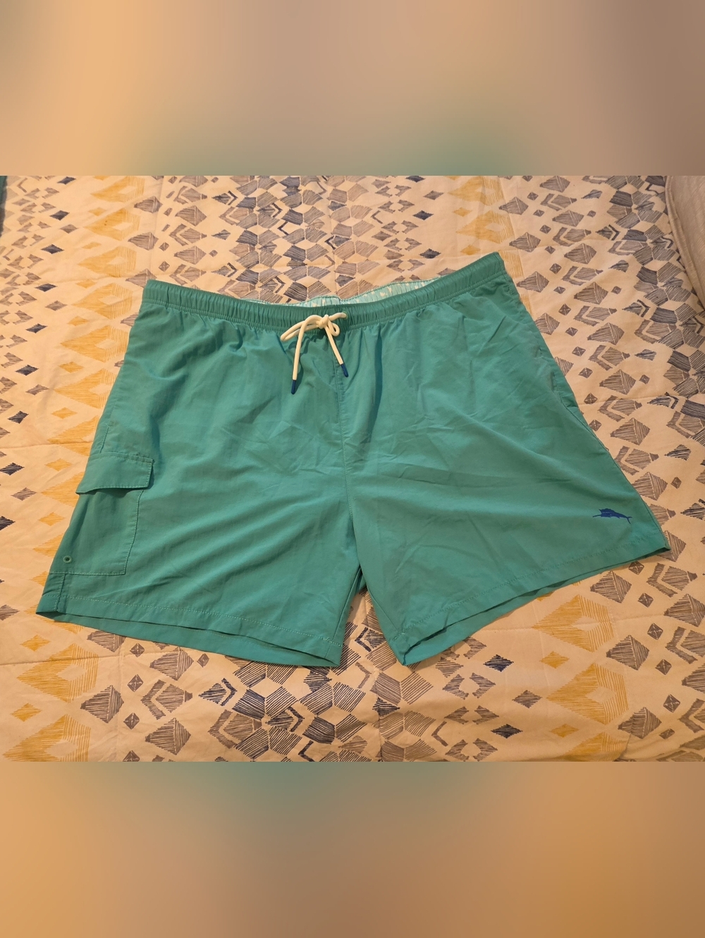 Tommy Bahama NWT XXLTeal Hybrid Swim Shorts with Cargo Pocket